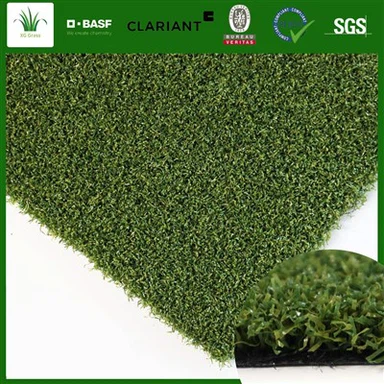 Falešná tráva dávání zelených