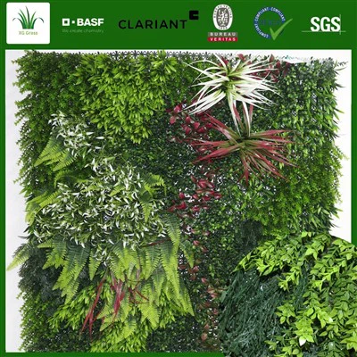 Vertikální zahradní květináč do interiéru